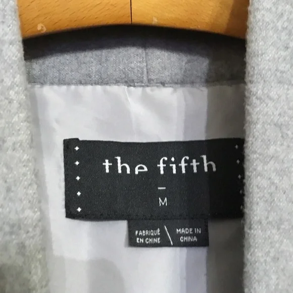 The Fifth Label Women’s Light Gray Minimalist Coat Size M EUC - Picture 7 of 8